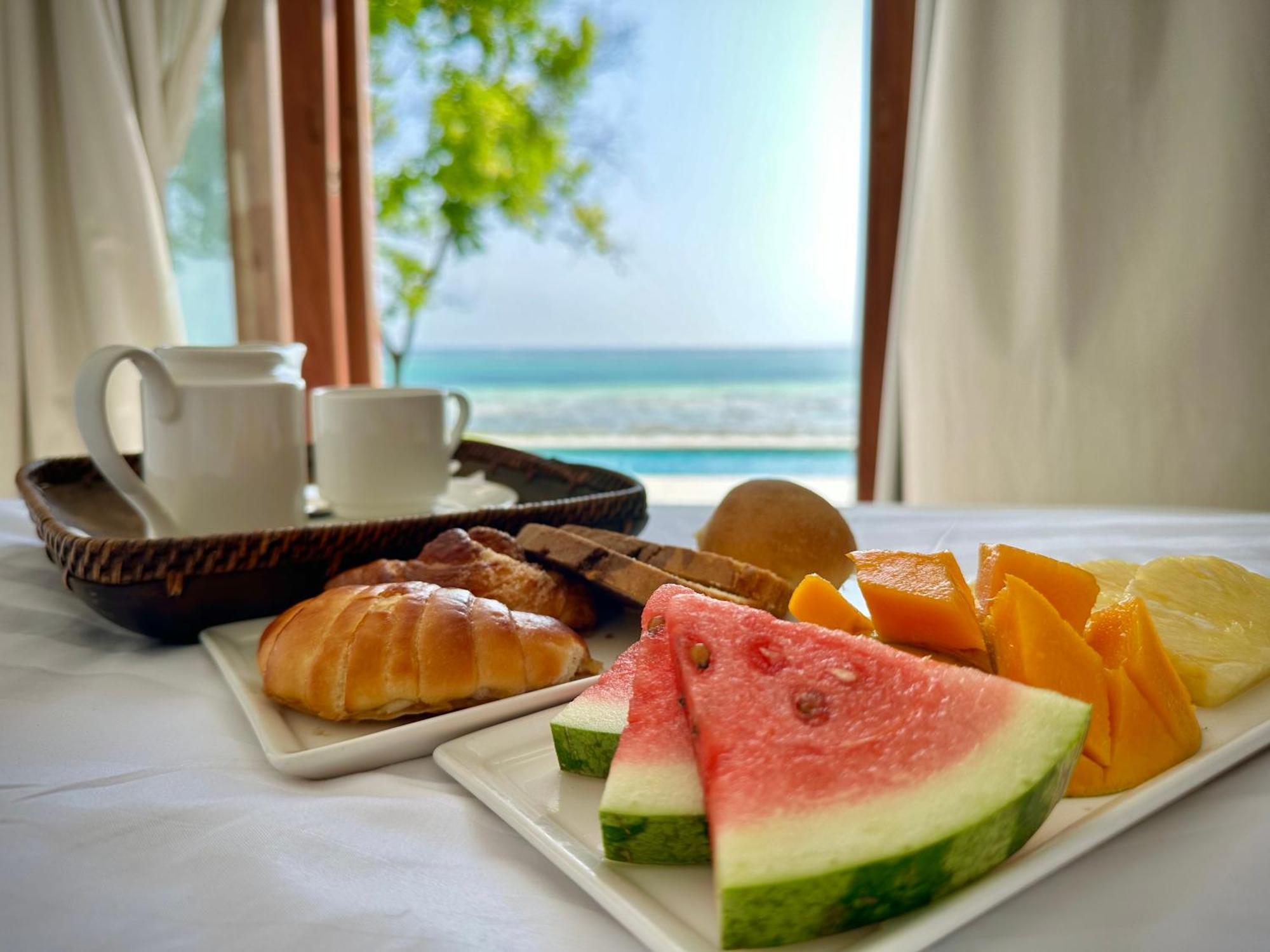 Karafuu Beach Resort & Spa Pingwe Esterno foto